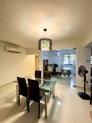 Blk 202A Compassvale South Gate (Sengkang), HDB Executive #450321141